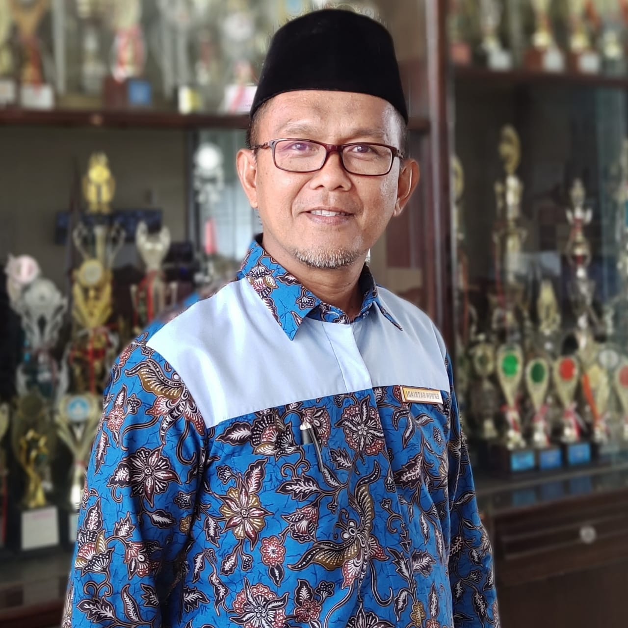 Profil Pimpinan Sekolah dan Pejabat Struktural