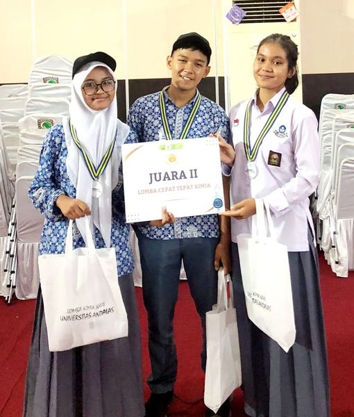Prestasi Tim Kimia SMAN 1 Payakumbuh di Lomba Kimia ke-27 Tingkat Nasional